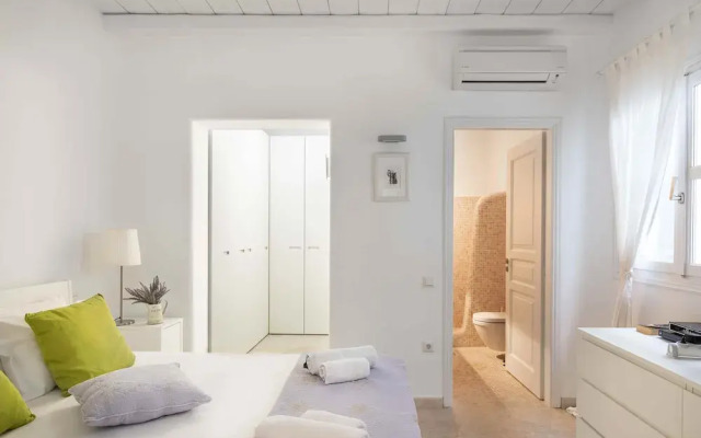 Modern Cycladic Style Villa Xara
