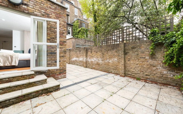 Bayswater by CAPITAL