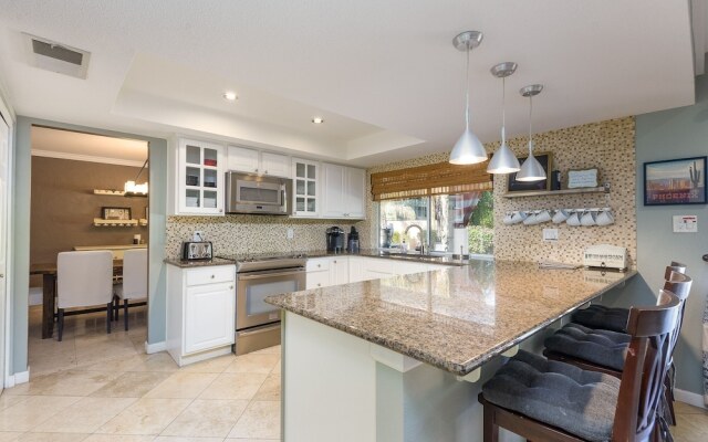 Casa Del Mar 4 Bedroom Home by RedAwning