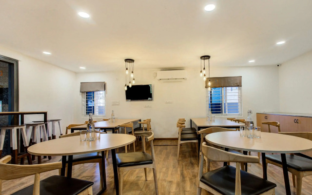 Oyo Townhouse 294 Near Artemis hospital