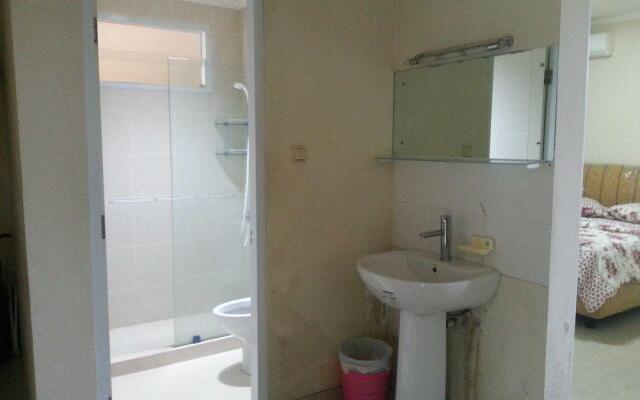 Villa Kota Bunga Azalea