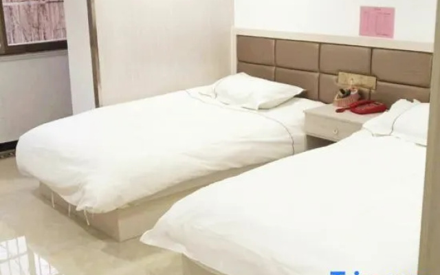 Rujia Huayi Hotel (Mengyin Mengshan Road Branch)