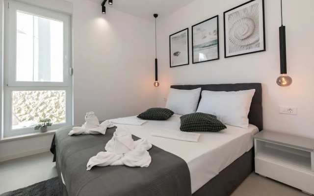 Apartments Mare B with pool