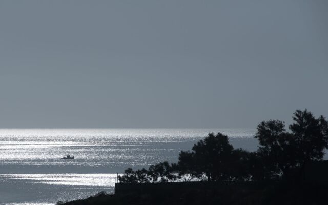 Azar Villas