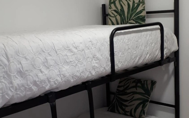 TMB (Train / Metro& Bus ) Oporto Station House