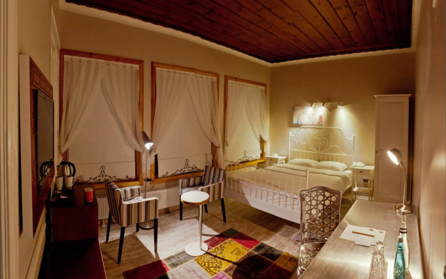Hich Hotel Konya