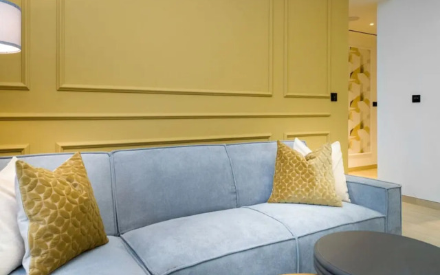 Easygo-- Amazing 1bdr Binghatti Heights