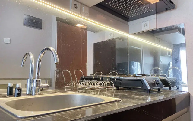 Strategic Location 2BR Apartment at Gateway Pasteur