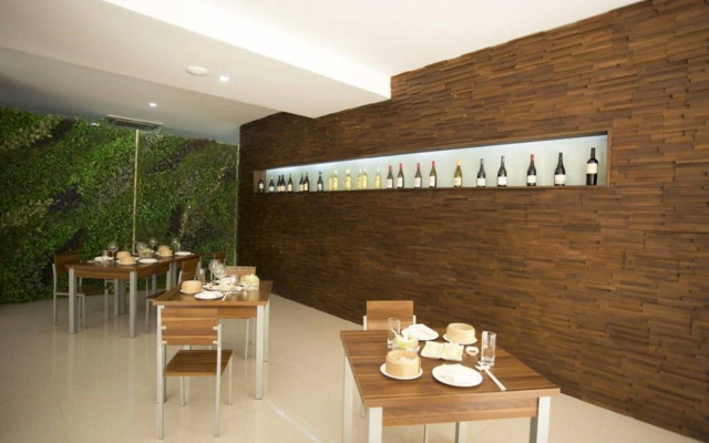 Merchant Art Boutique Hotel