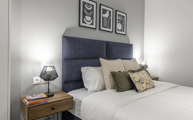 Phaedrus Living City Flat Loukianou