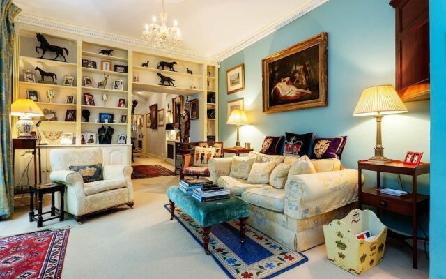 Queen's Gate Gardens