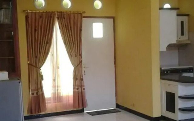 Rumah Aika Family Homestay Yogyakarta