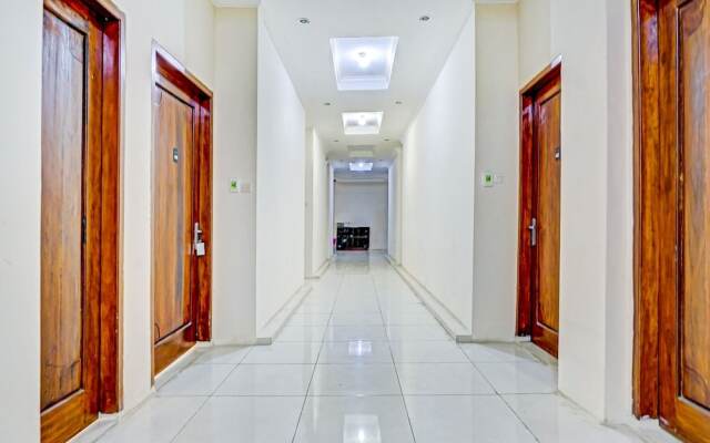 OYO Life 90544 Grand Redisa