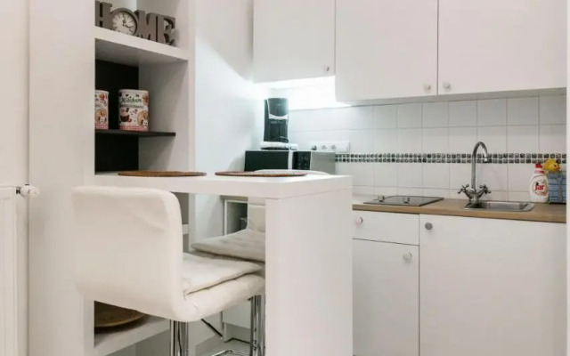 ND 18 Apartments