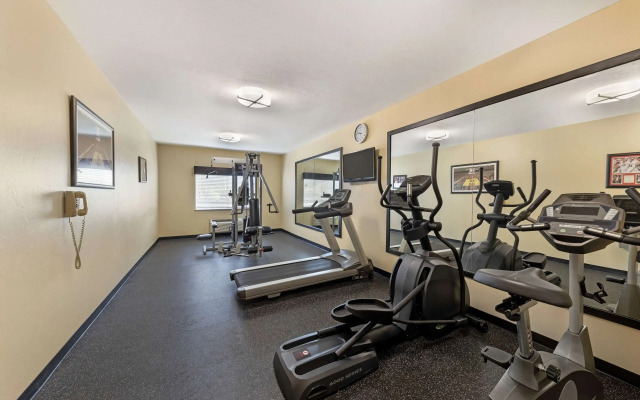 Best Western Greentree Inn & Suites