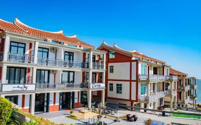 Meizhou Island One Mountain One Sea Homestay