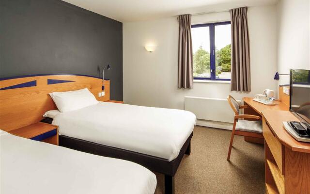 ibis Chesterfield North