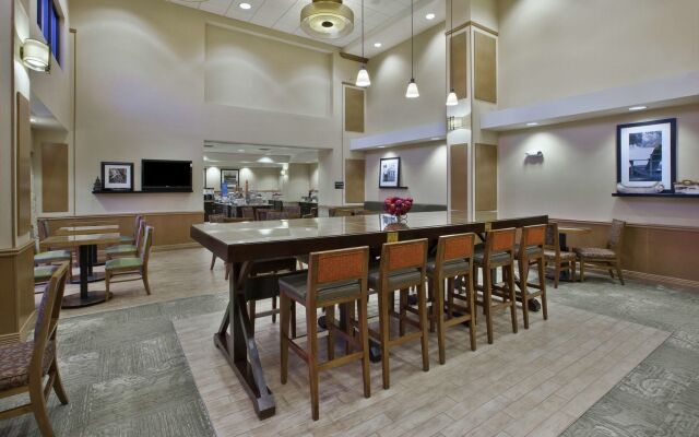 Hampton Inn & Suites Plattsburgh