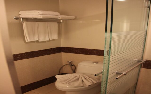 Thatphanom River View Hotel