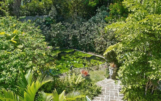 Sunny Vacation Villa 71