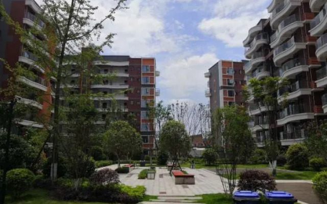 Chuanshihu Hotel Park