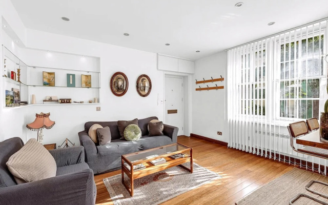 Chic & Central One Bed Flat