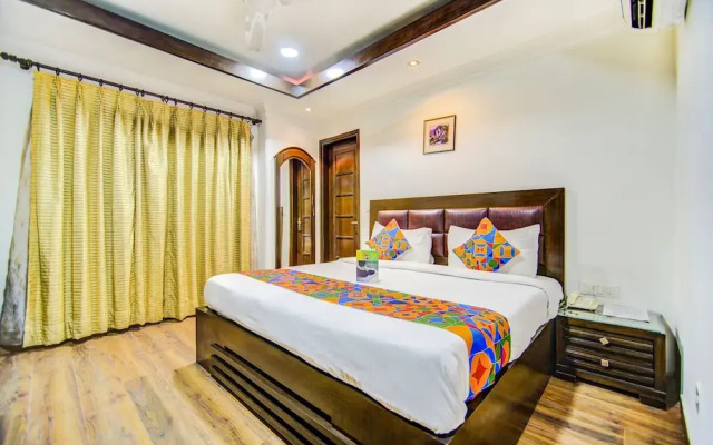 Aaron Castle by Fabhotels