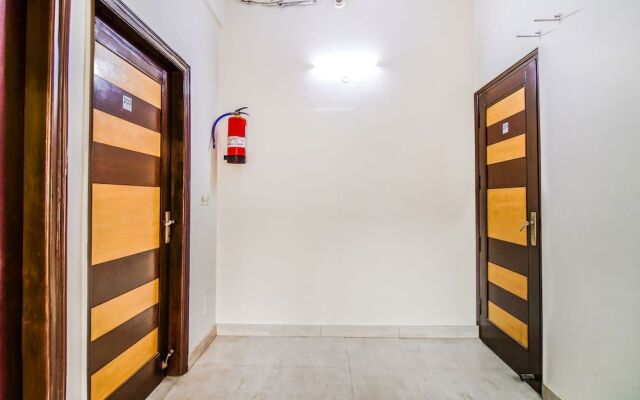 FabHotel Anand Villa