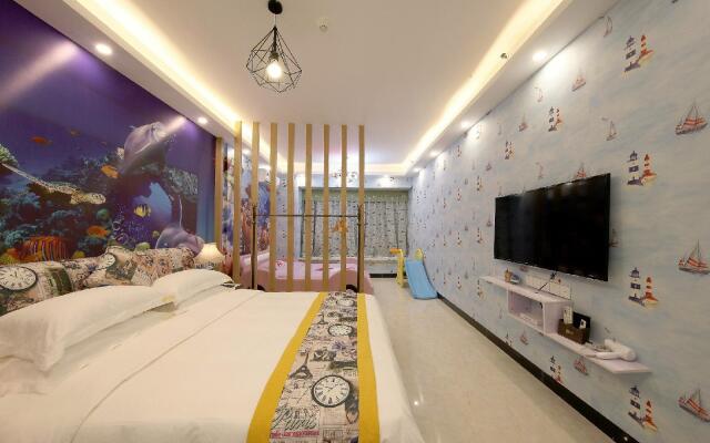 Chimelong LOVE Theme Apartment