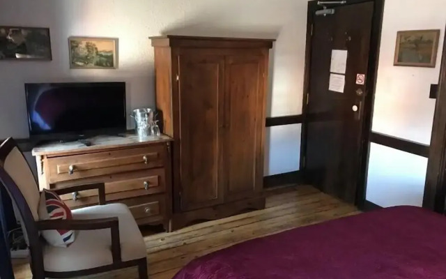 The Olde Angel Inn