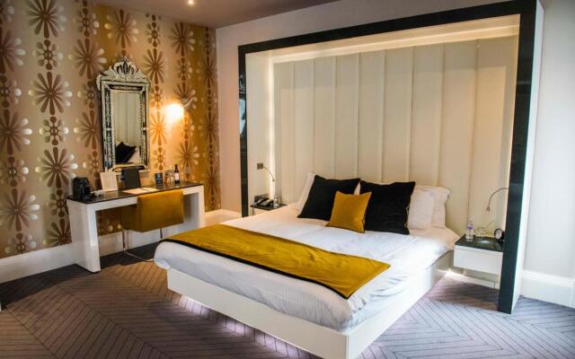 The Rutland Hotel & Apartments