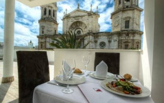 Boutique Hotel OLOM