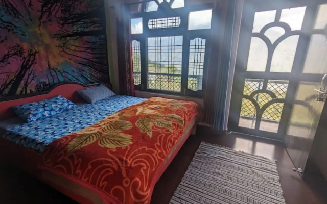 Goroomgo Mount Kailash Homestay Munsyari