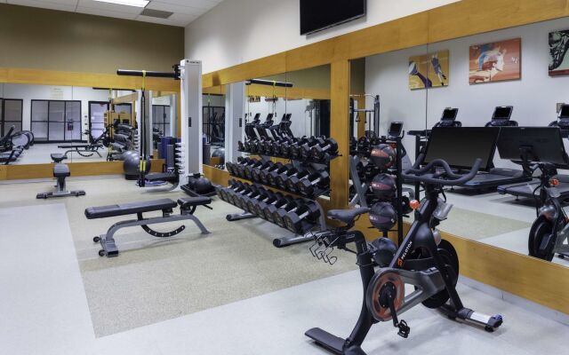 DoubleTree by Hilton Kansas City - Overland Park