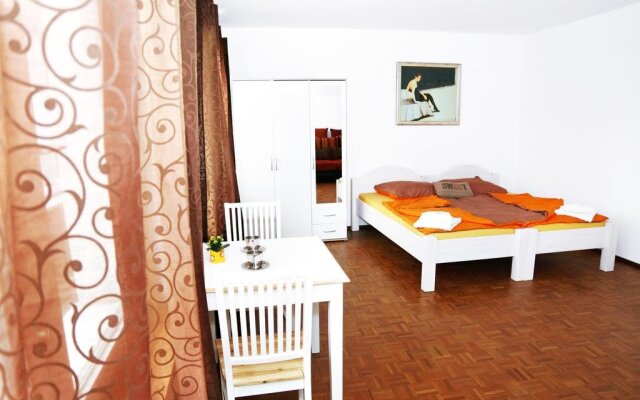 Hostel Villa Viva
