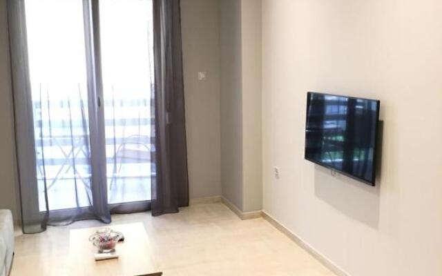 Acropolis brand new 1min from metro!