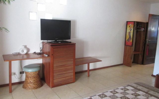 Bamboo Bungalow Resthouse
