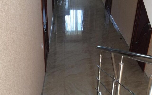 Yuzhnaya Noch Guest House