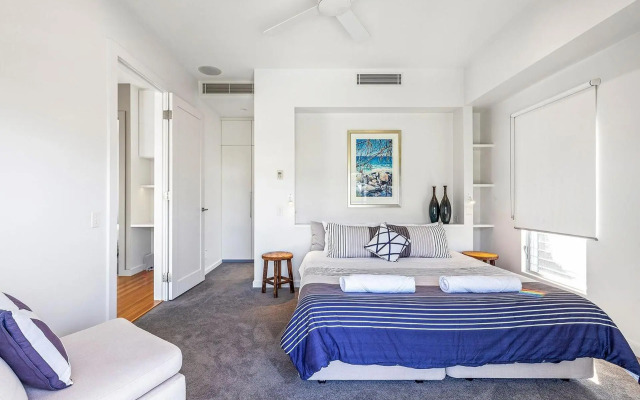 Anna Superbly Stylish Luxury Townhouse