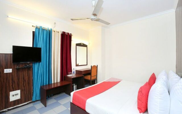 OYO 2690 Hotel Oscar Regency