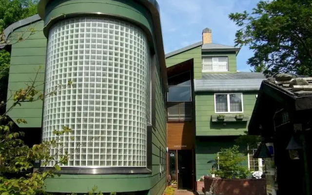 B and B Youpen House