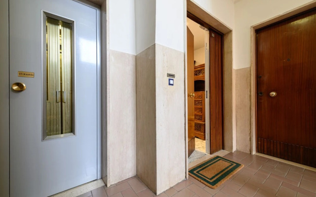 Via Arangio Ruiz 69 in Napoli