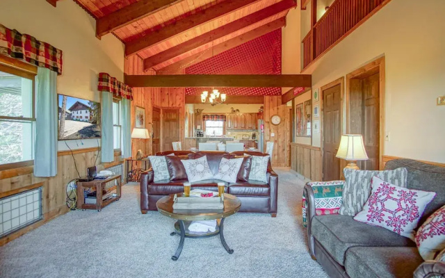 Fall Retreat Whistlepunk 1 Slope Side 3BR