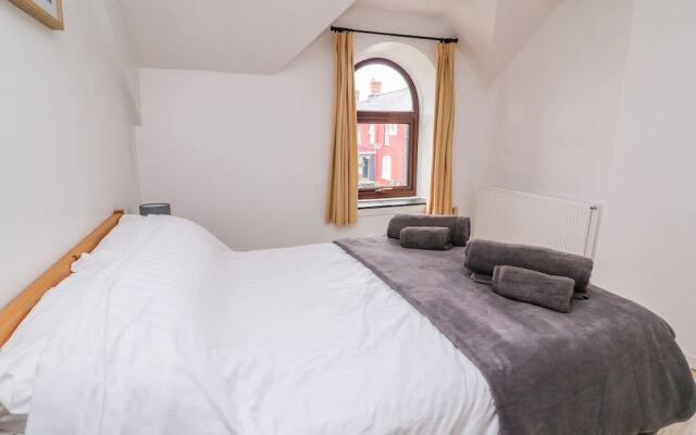 1 Poplar Terrace