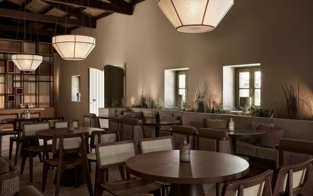 The Olivar Suites