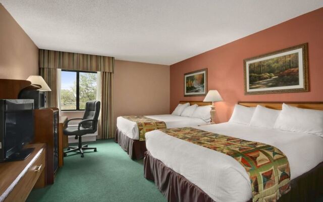 Baymont by Wyndham Sullivan