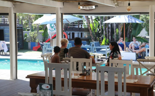 Club Break and Beach Break Villas