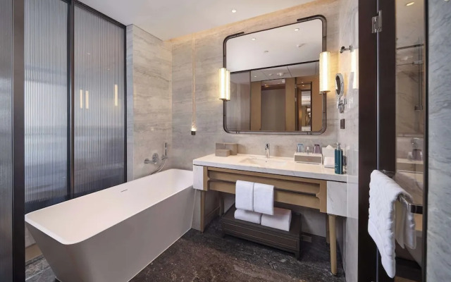 Hilton Jiashan