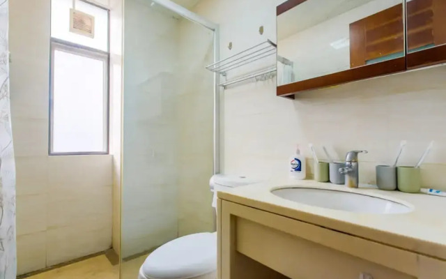 Locals Boutique Apartment Jiuzhou Port.6