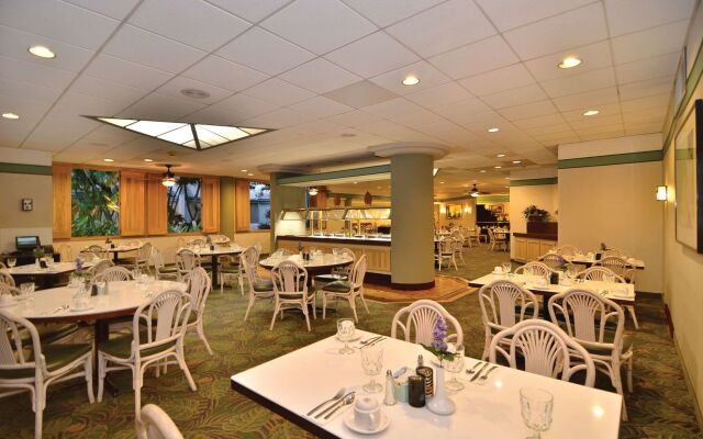 Airport Honolulu Hotel, Trademark Collection by Wyndham